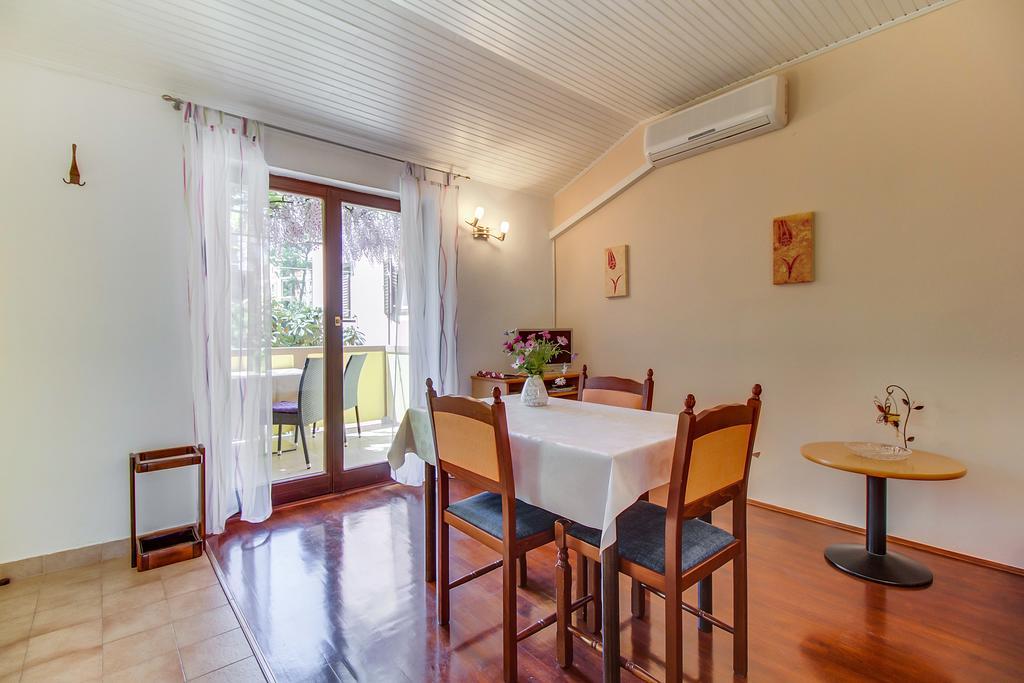 Apartments Petra Mali Losinj Exterior photo